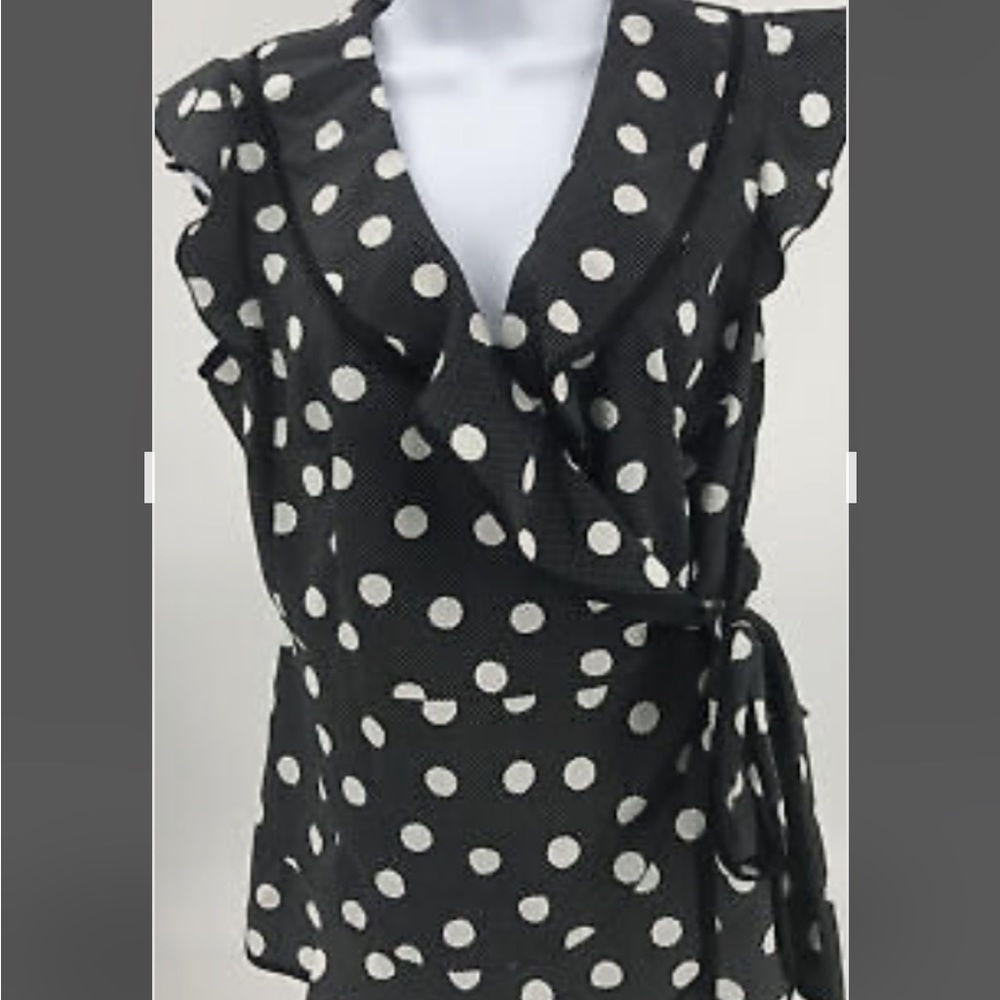 Axcess  wrap blouse polka dot, black white size M